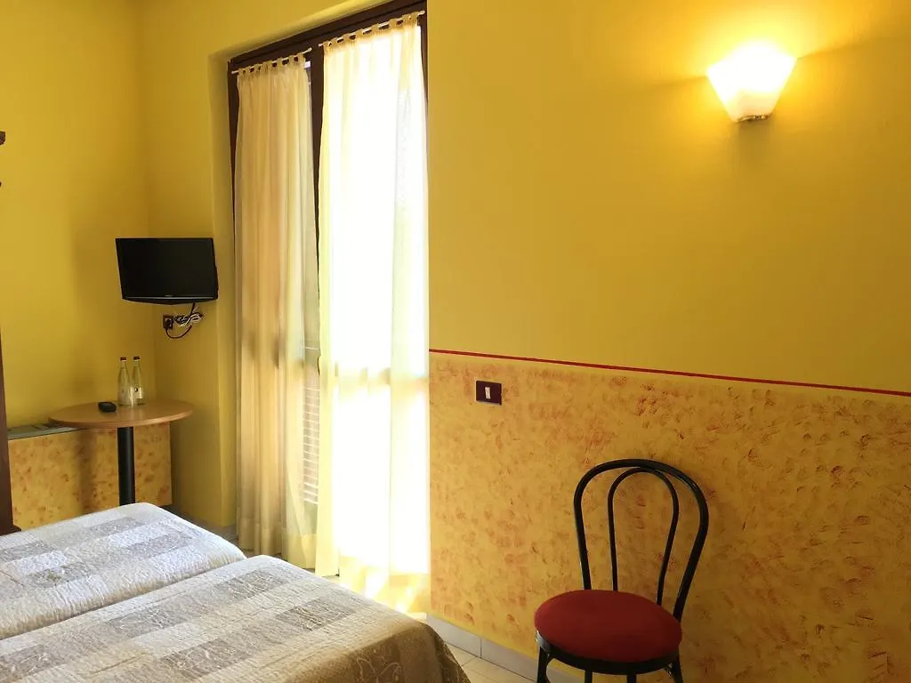Hotel Il Leone D'Oro Telgate 3*,  Italia